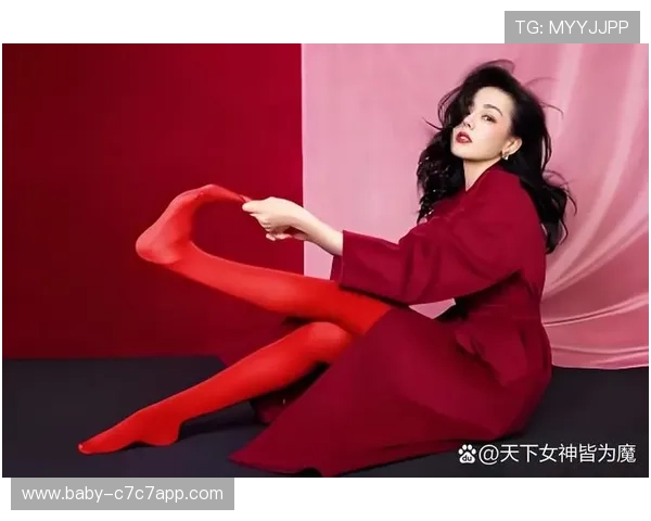 足球明星们热议迪丽热巴：魅力与实力兼备的多面女神